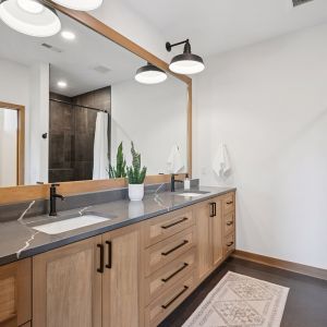 bathroom-2-web.jpg